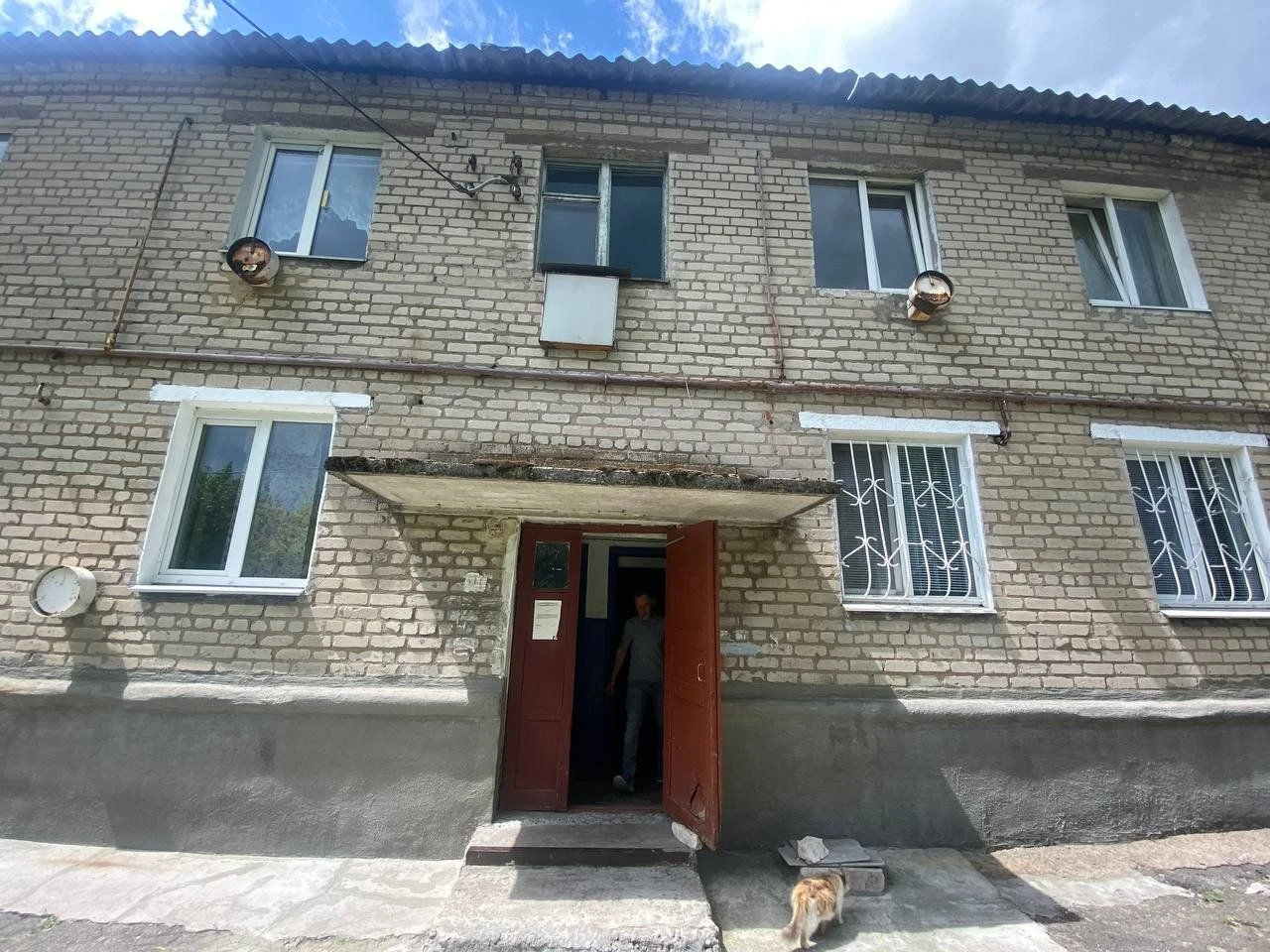 SALE of a 2-bedroom apartment in the village of Novomykhalivka