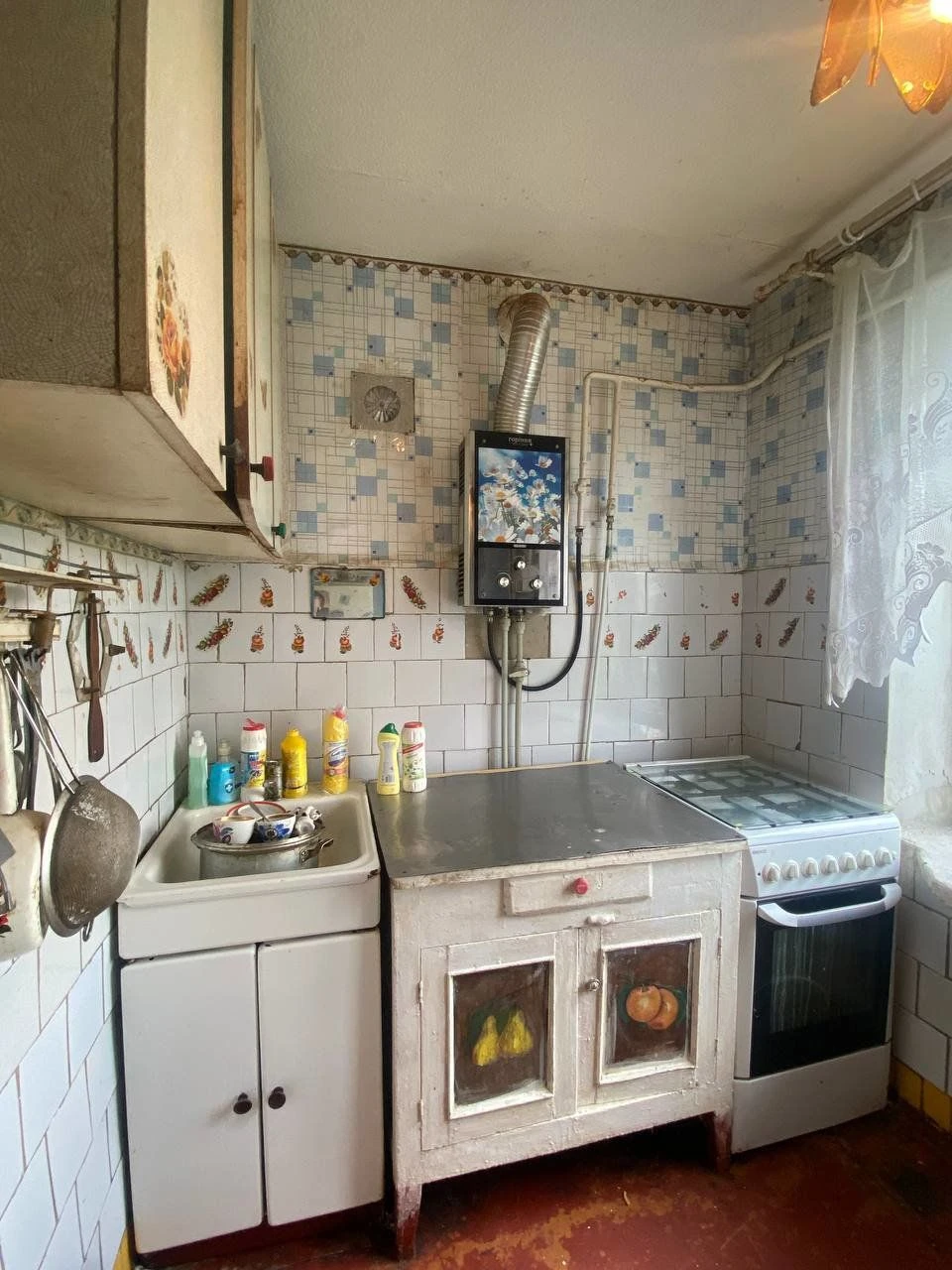 SALE of a 2-bedroom apartment in the village of Novomykhalivka