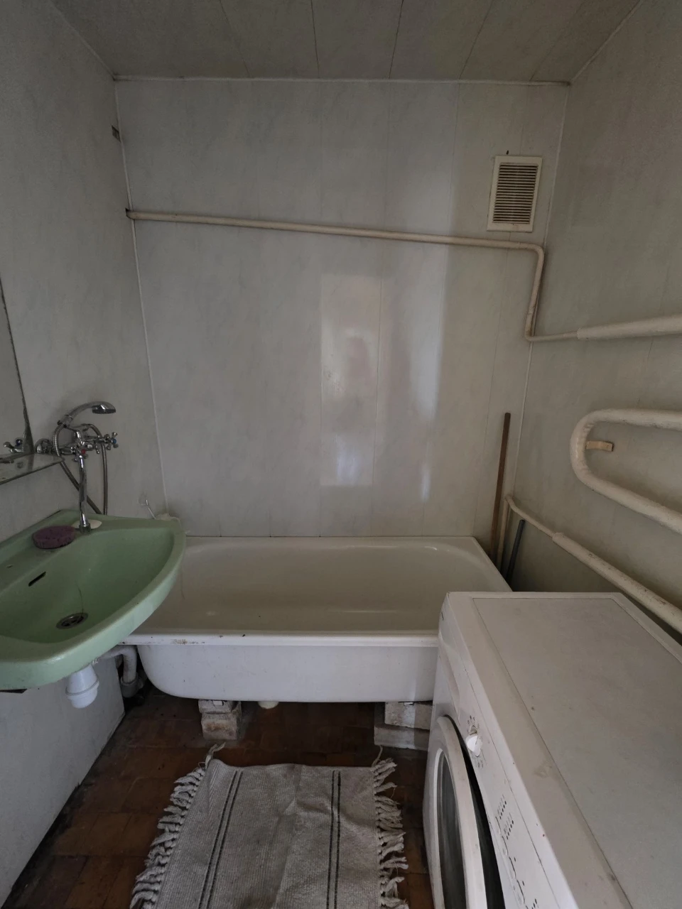 Apartment for sale in the center of Верхнеднепровска