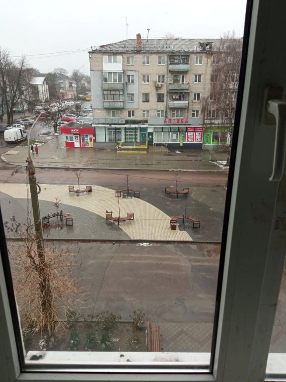 3-bedroom apartment in the city center