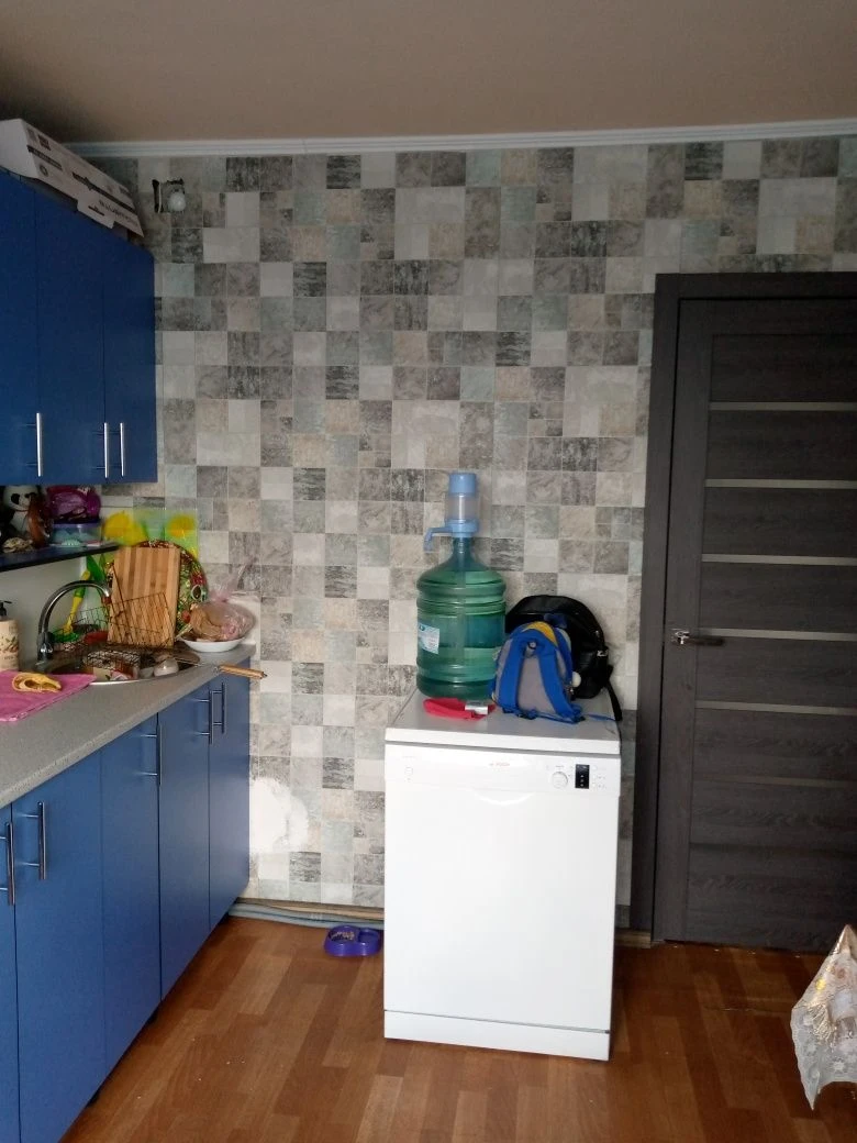 For Rent. Urgent. From Owner. Rent/Sale 3-room apartment