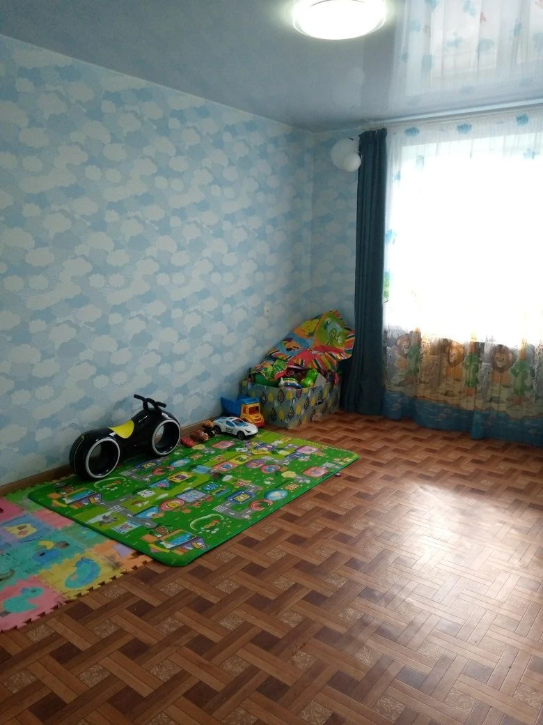For Rent. Urgent. From Owner. Rent/Sale 3-room apartment