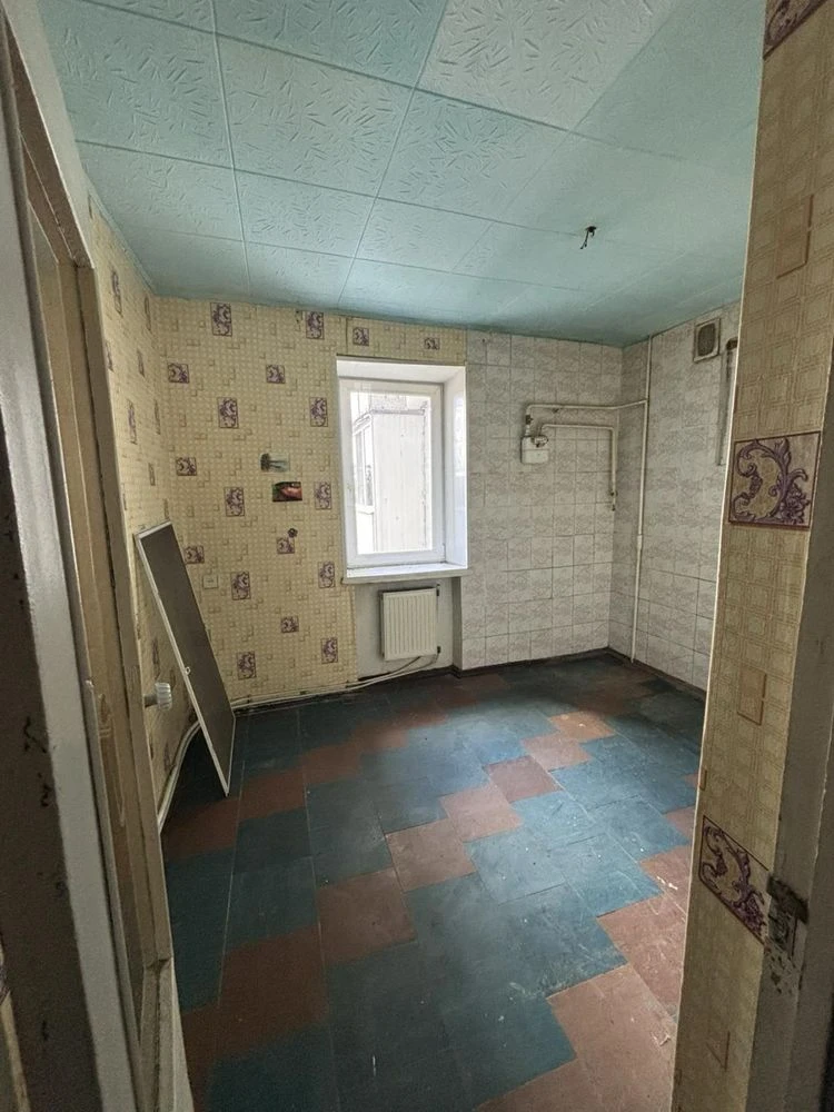 4-room apartment for sale in the center of Verkhnedniprovsk!