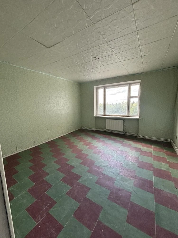 4-room apartment for sale in the center of Verkhnedniprovsk!