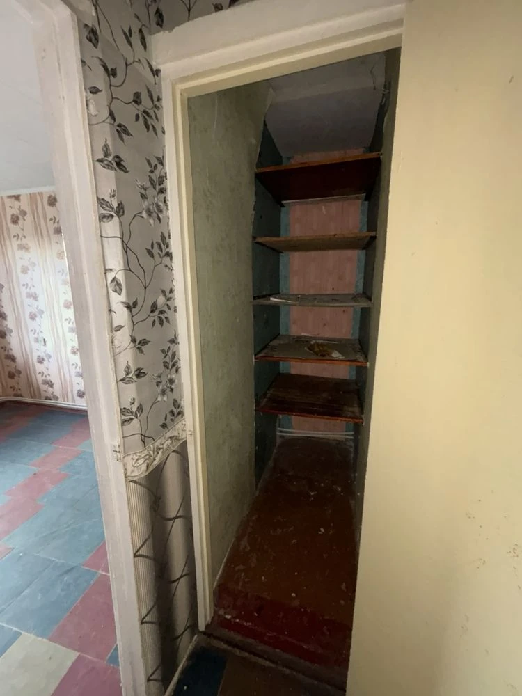 4-room apartment for sale in the center of Verkhnedniprovsk!