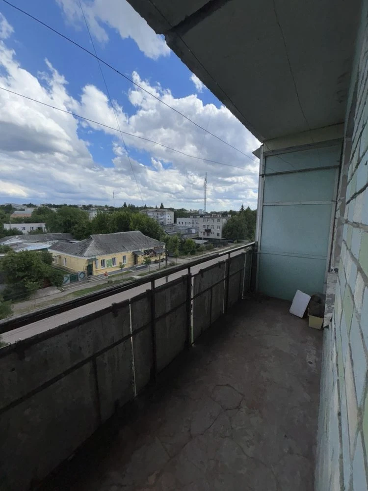 4-room apartment for sale in the center of Verkhnedniprovsk!