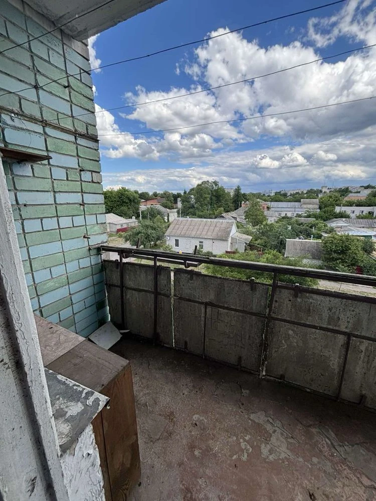 4-room apartment for sale in the center of Verkhnedniprovsk!