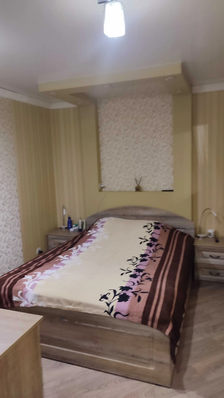 Продається 2-кімнатна квартира