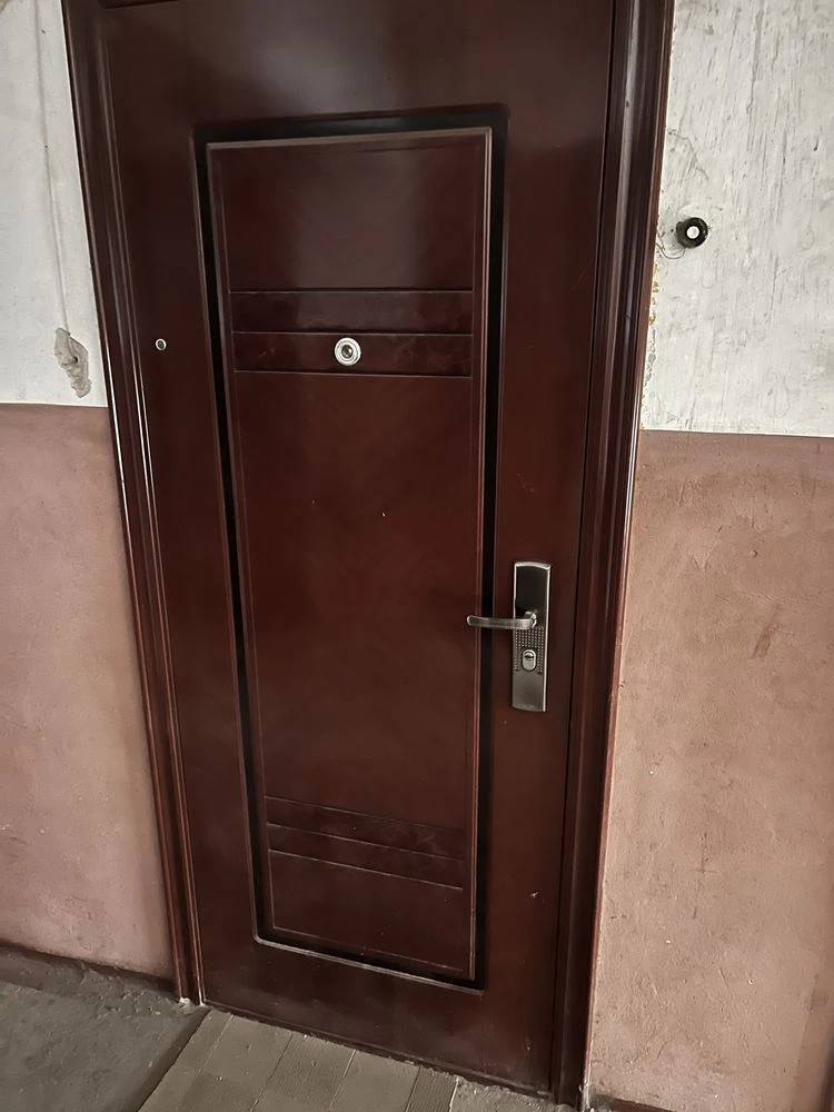Продам 3 комнатную квартиру