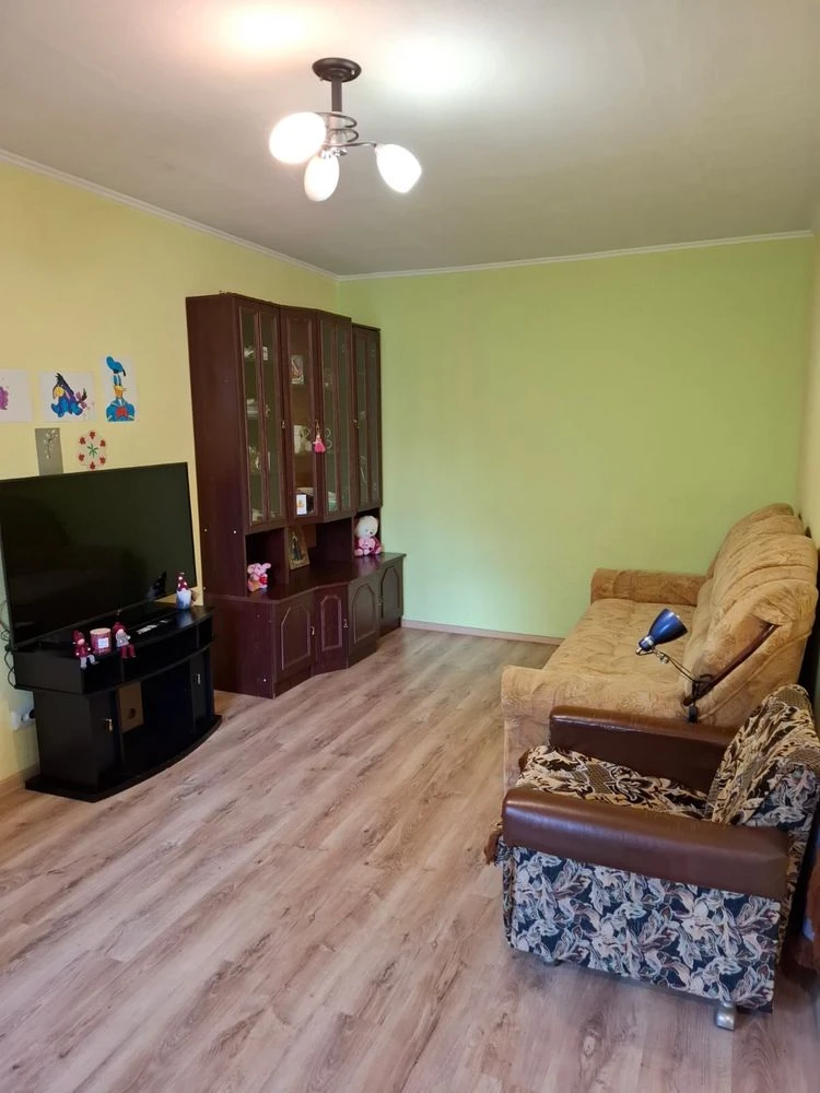 Продам 3-кімнатну квартиру