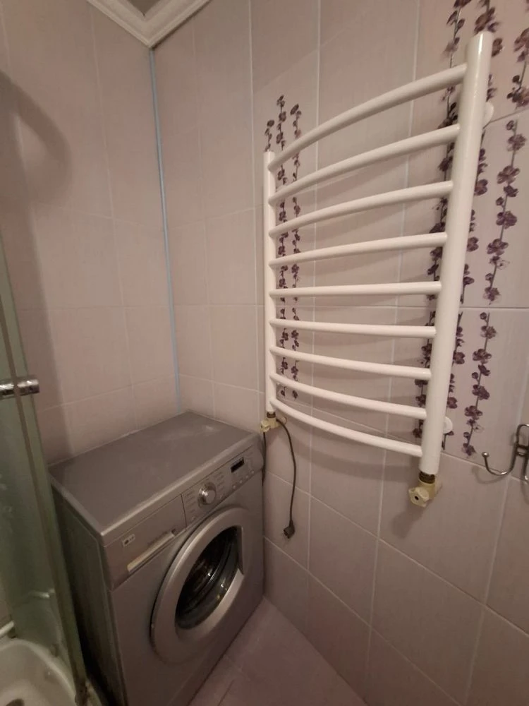 Продам 3-кімнатну квартиру