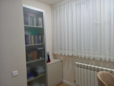 4-кімнатна квартира, АГО, Лівий берег, 2 поверх