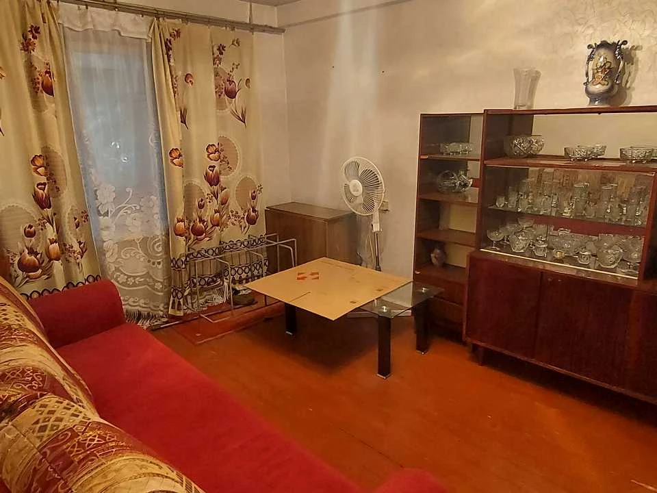 Apartment. Kam'yanske, Vydrodzhennia Prospect