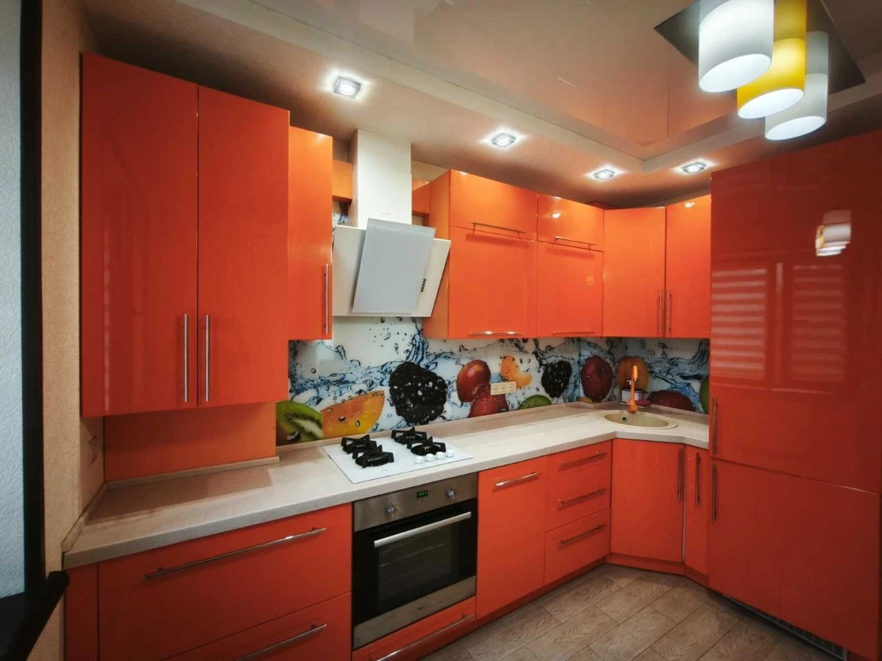 For Sale 3-room apartment on the Left Bank near the embankment on Nadnepryansky Avenue (50 years of USSR)!