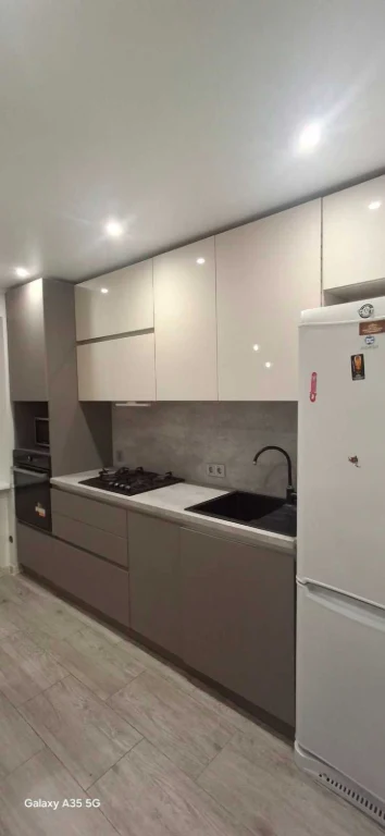 For Sale - 3 room apartment with renovation, furniture and appliances
