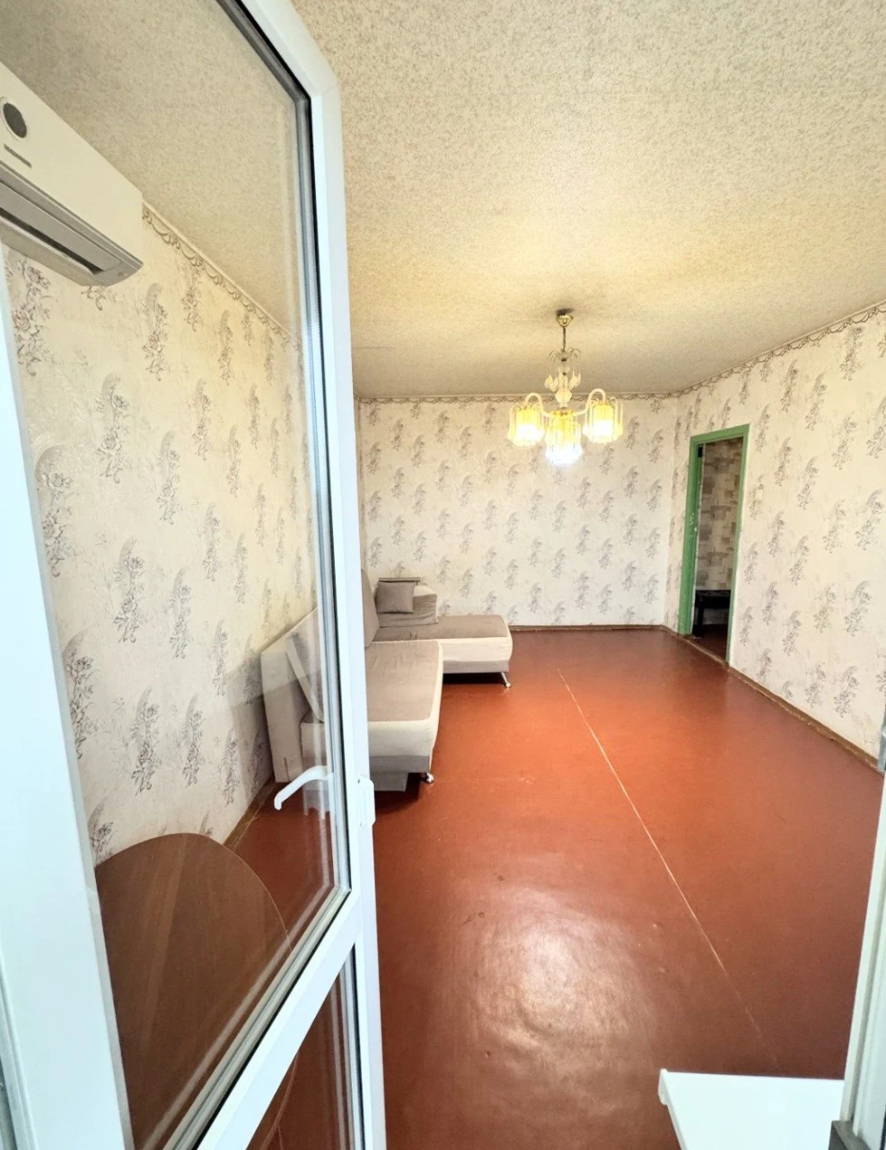 Продам 2ком.квартиру Каменское 10 район.  Вид на Лес, Водохр
