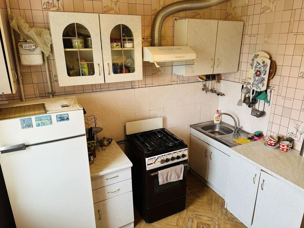 Sale! Apartment on the Left Bank. 11th microdistrict.
