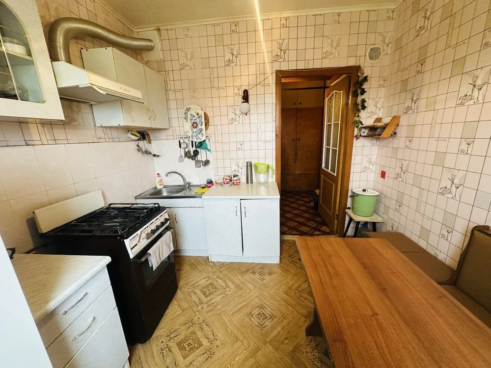 Sale! Apartment on the Left Bank. 11th microdistrict.