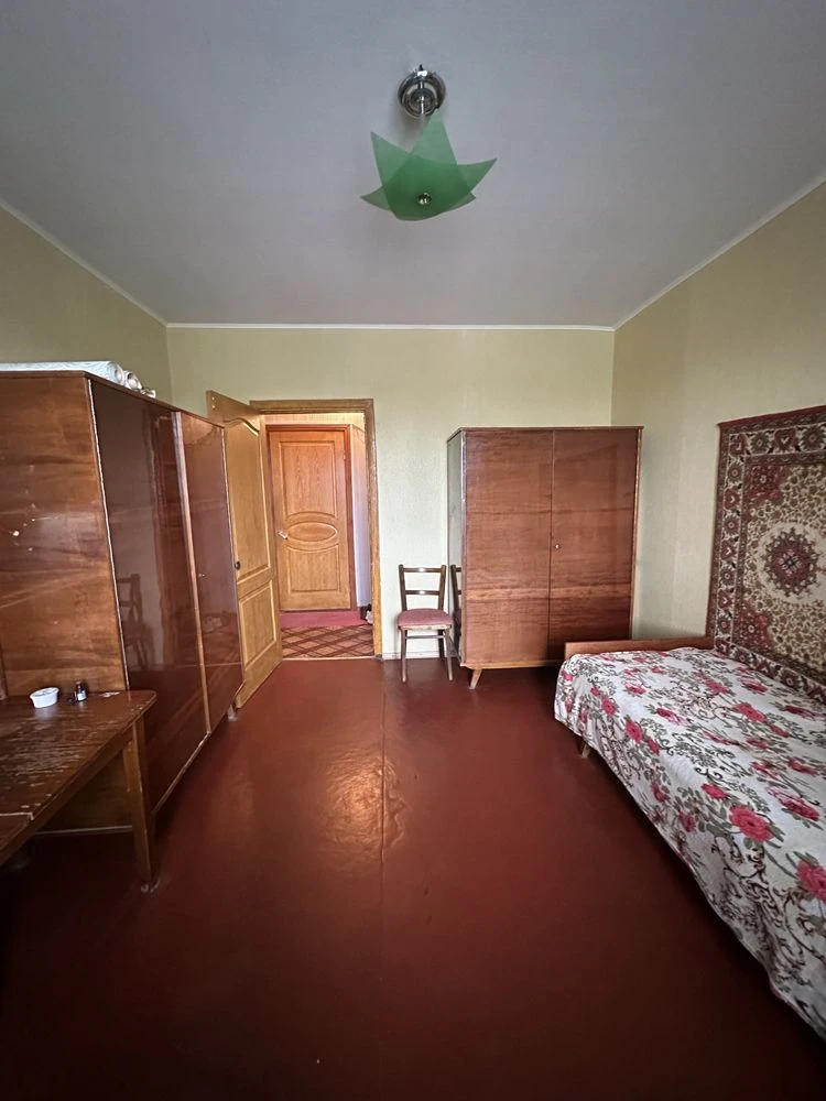 Sale! Apartment on the Left Bank. 11th microdistrict.