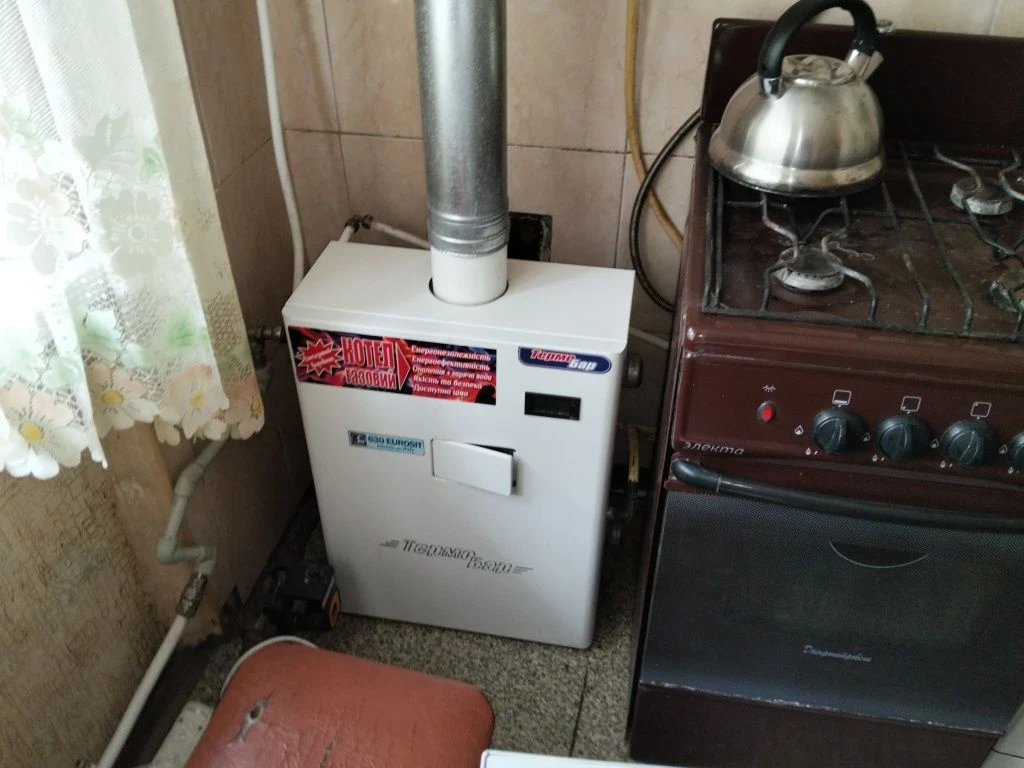 Продам 2х комнатную квартиру 12000 "под ключ"