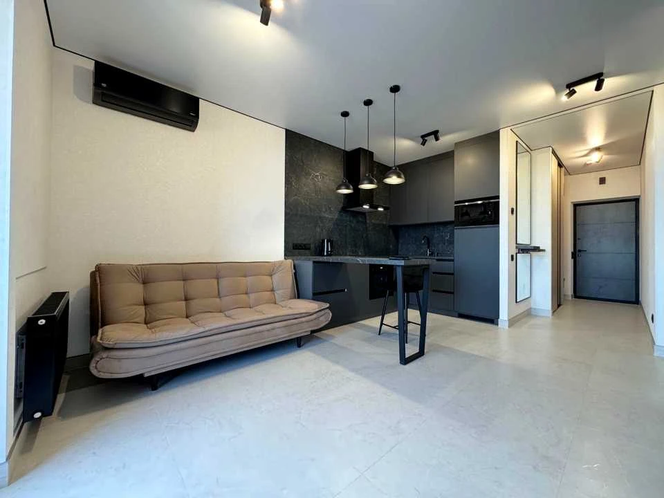 Apartment. Vinnytsia, Tsegelny Lane, (Building 8.1)