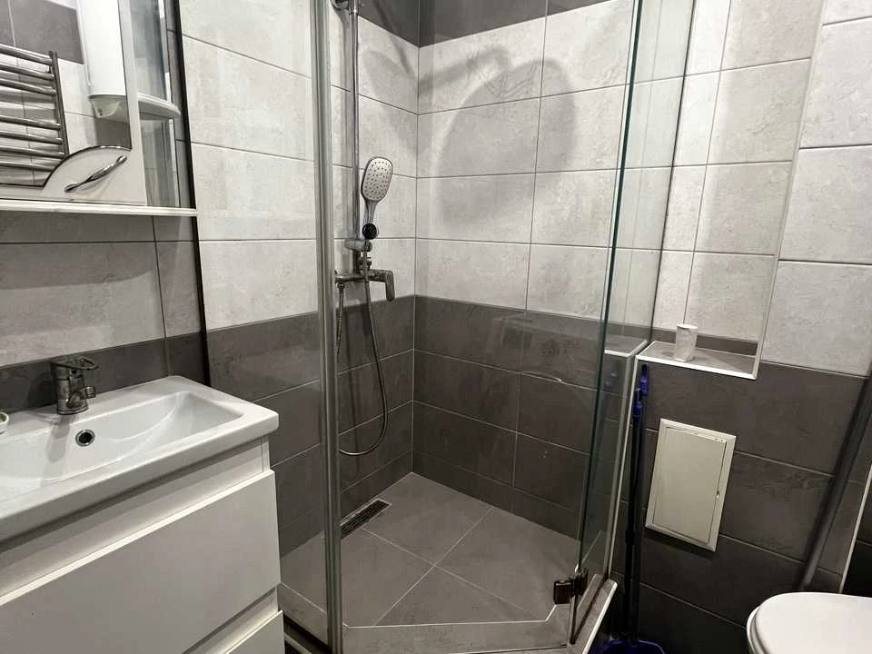 Apartment. Maxim Chizhinka Street, Kam'yanske