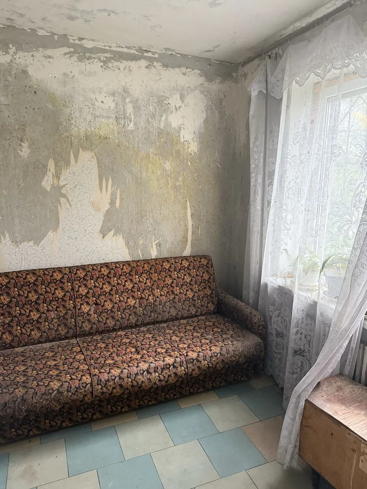 Продам  5 кв  левый берег