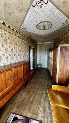 4 room apartment with individual gas heating on Left Bank