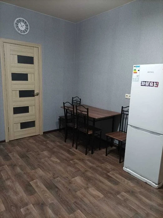 Самостоятельная квартира в Малиновском районе.
