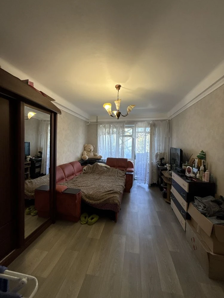 For sale, 2-room apartment near the center