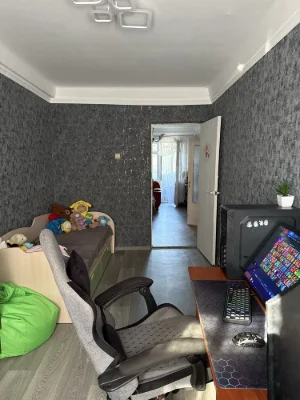 For sale, 2-room apartment near the center