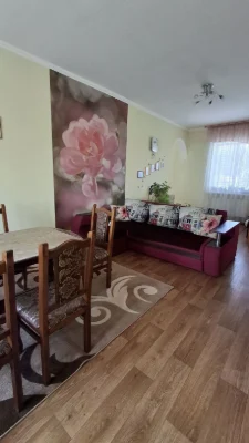 For Sale: 2-Story House in Romanovo