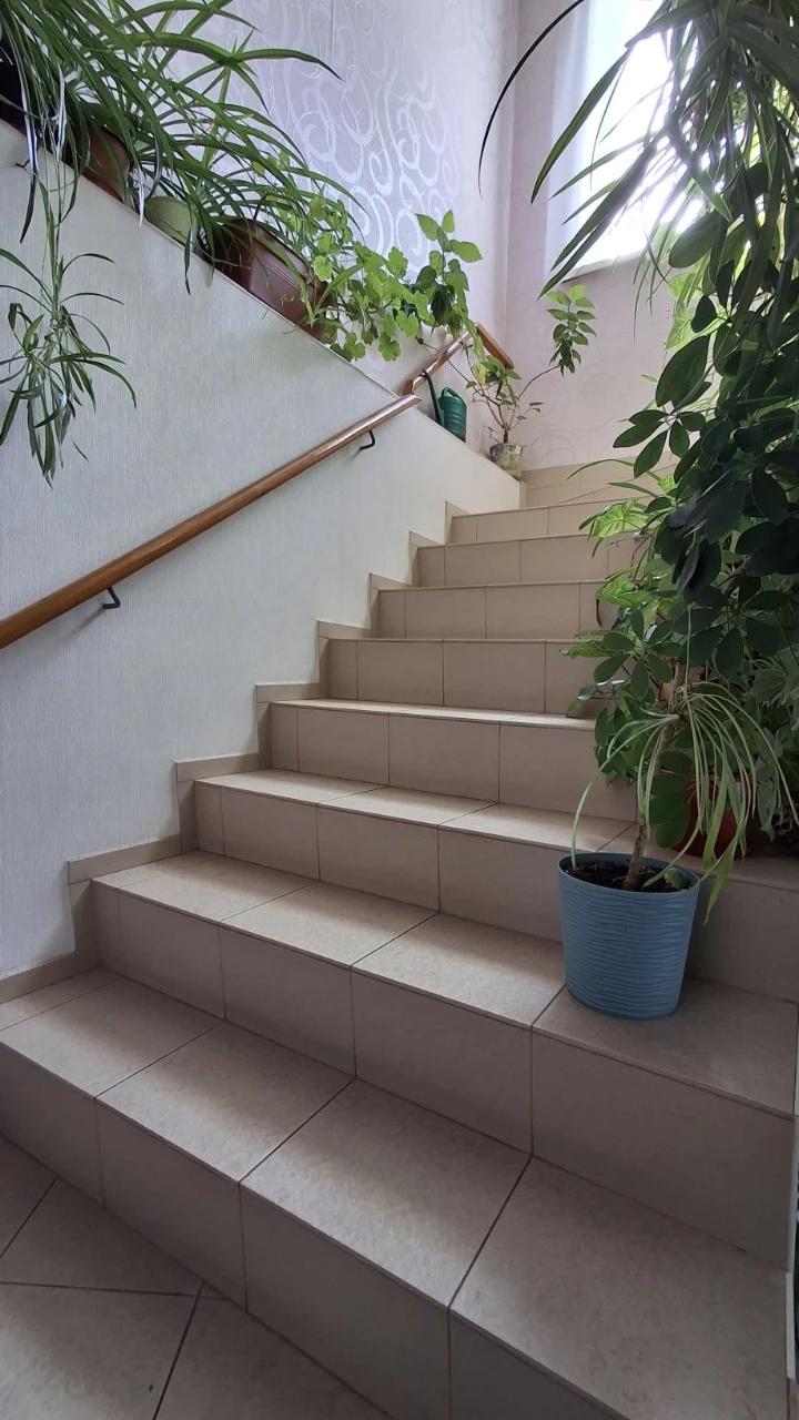 For Sale: 2-Story House in Romanovo