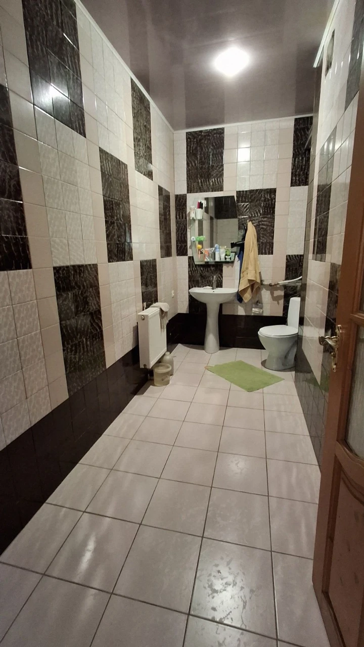 For Sale: 2-Story House in Romanovo