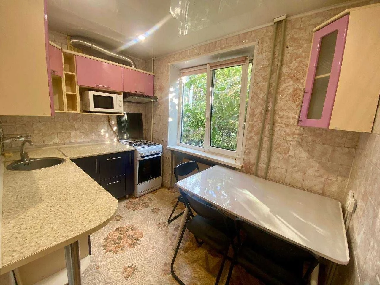 2 bedroom apartment, center, Certificate, Renovated, Plakh