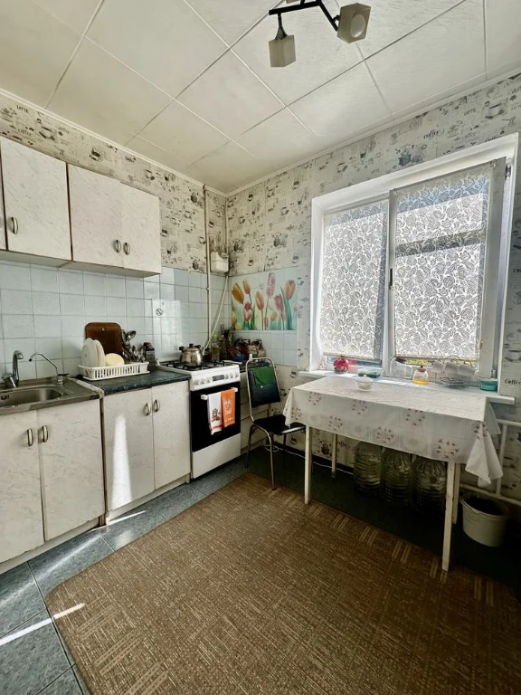 For Sale: 3-Bedroom Apartment in the "Laguna" area