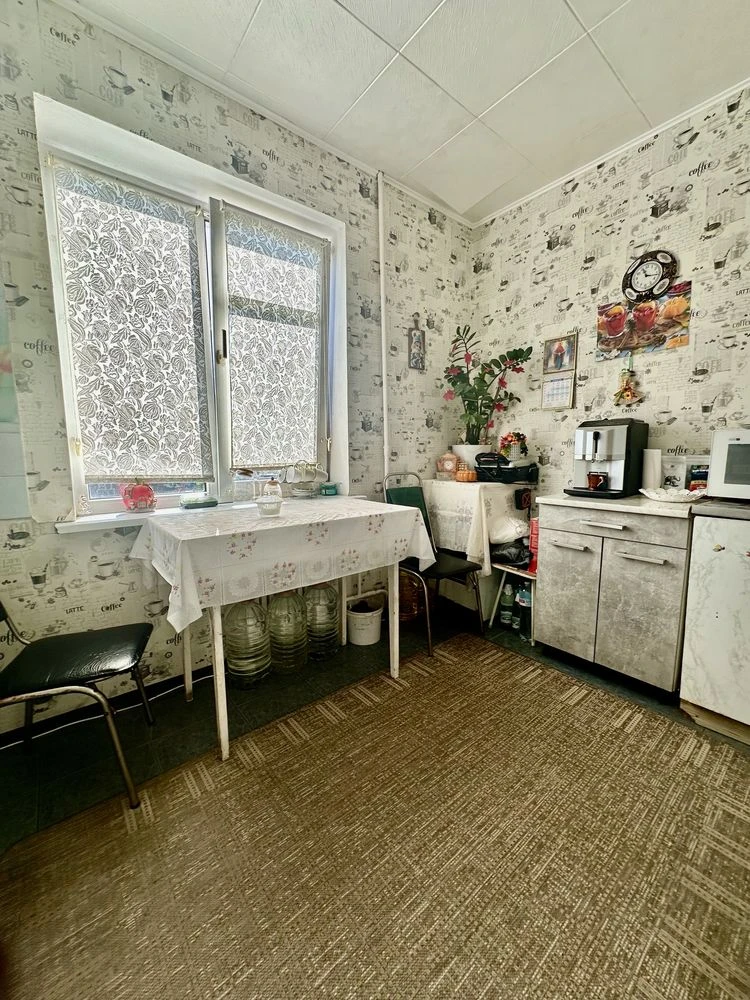 For Sale: 3-Bedroom Apartment in the "Laguna" area