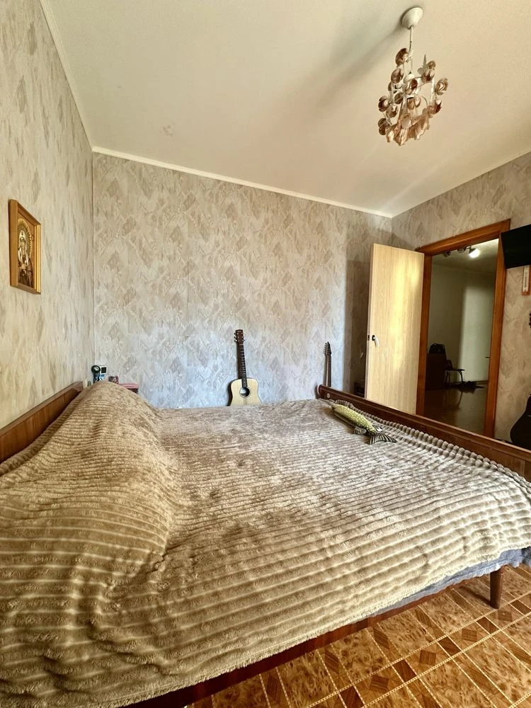 For Sale: 3-Bedroom Apartment in the "Laguna" area