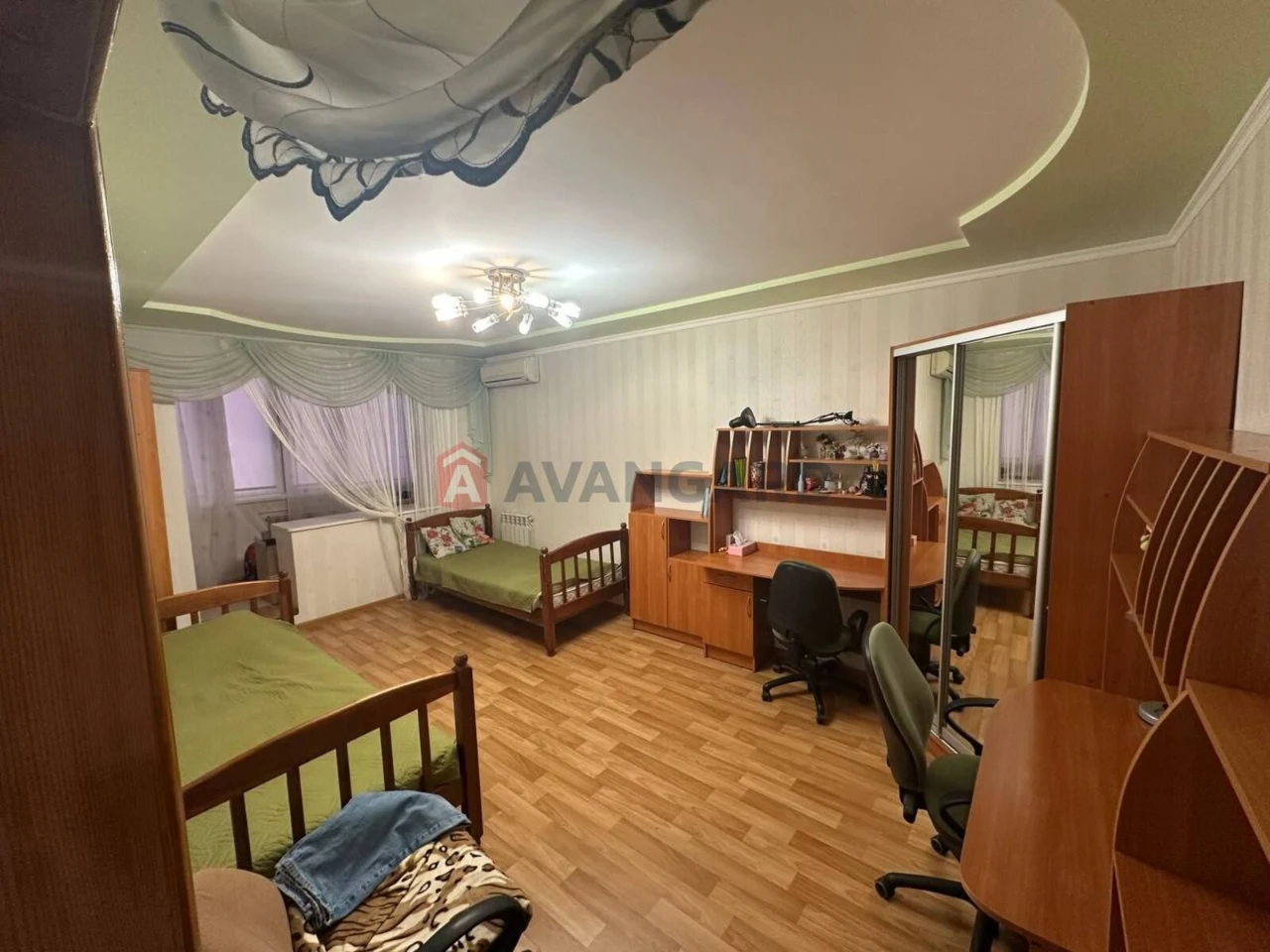3-комнатная квартира в Камянске, 11-й микрорайон