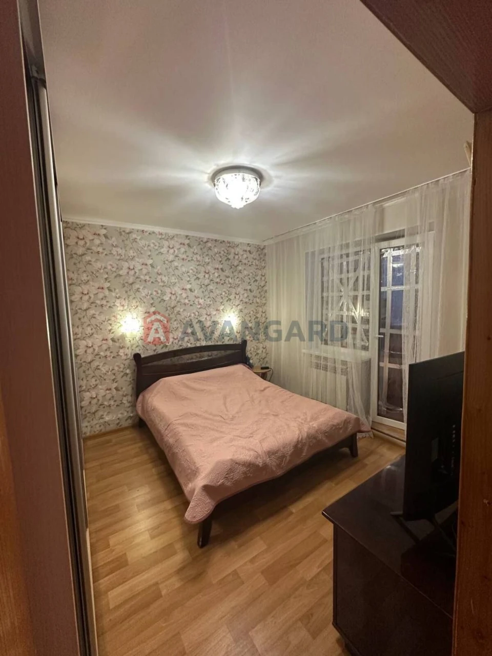 3-комнатная квартира в Камянске, 11-й микрорайон
