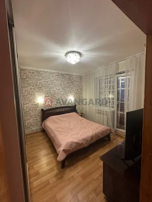 3-комнатная квартира в Камянске, 11-й микрорайон
