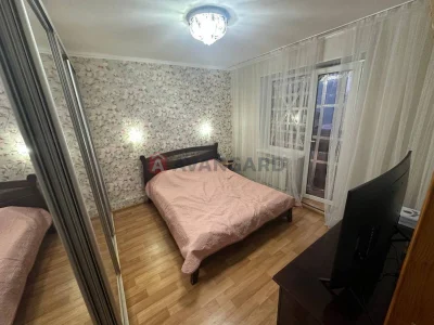 3-комнатная квартира в Камянске, 11-й микрорайон