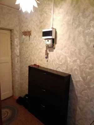For Sale: 3-room apartment on Yavornitskogo (Kima) Street
