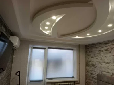 For sale, 2-bedroom apartment on the 2nd floor with renovation. Certificate.