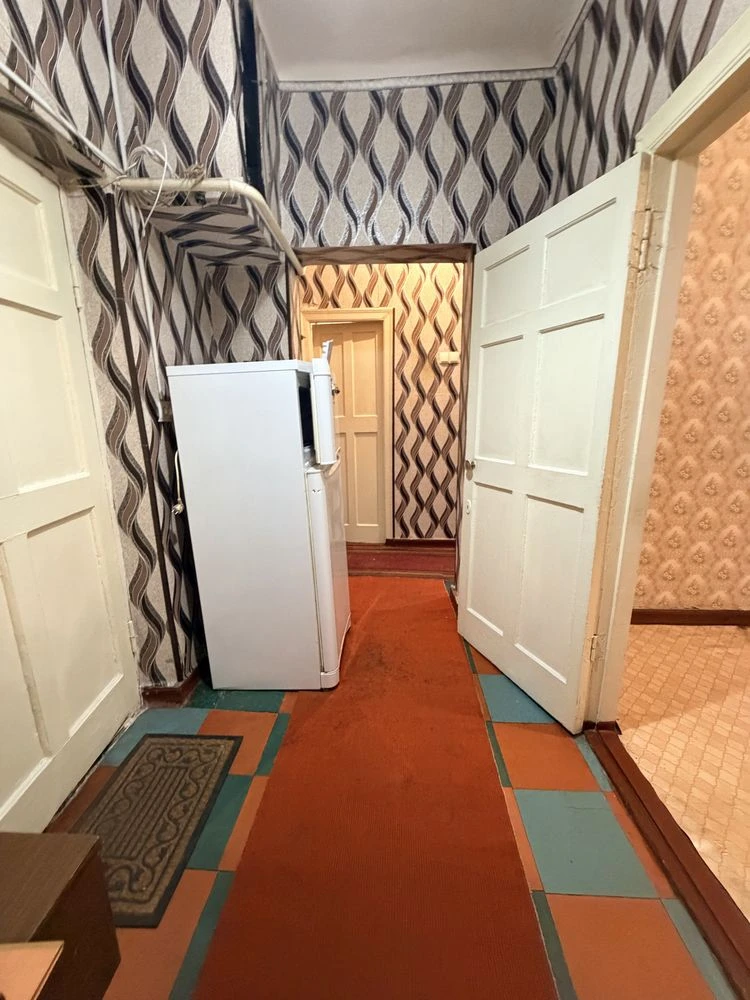 Sale of a 2-room apartment in the city center, with A