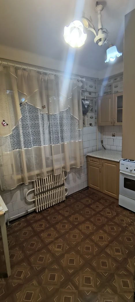 Продам 3-х комнатную квартиру