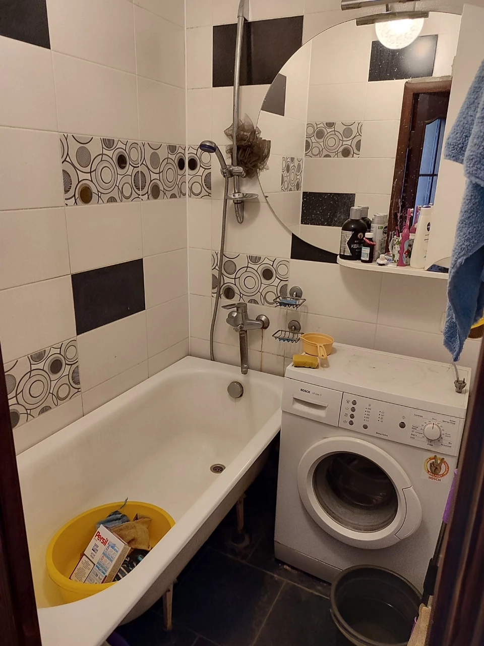For sale 3 rooms with central heating