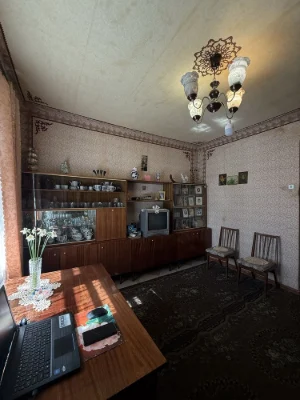 For sale 3-room apartment, 2nd floor, with balcony, large size