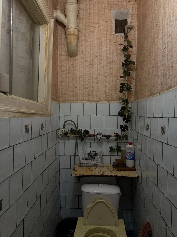 For sale 3-room apartment, 2nd floor, with balcony, large size