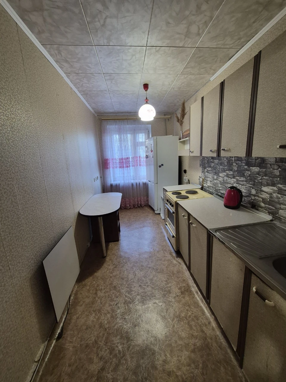 Продам 2к пр.В.Стуса
